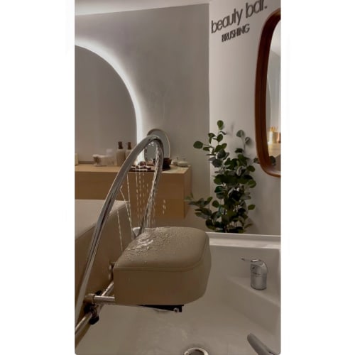 Maison Beauté (Institut Sourire) - Onglerie Lyon - Maison Beauté (Institut Sourire) - Photo Galerie - OneBooking
