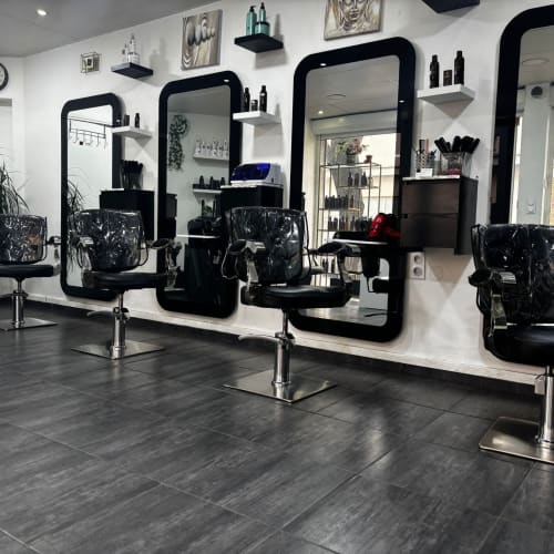 ML COIFFURE - Sourcils & cils Vitry-sur-Seine - ML COIFFURE - Photo Galerie - OneBooking