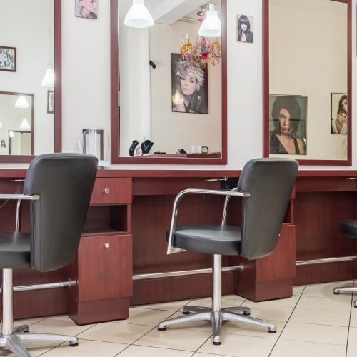 Iris Adonia - Coiffure Paris - Iris Adonia - Photo Galerie - OneBooking