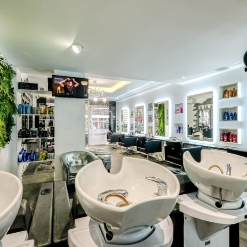 Raphaël Perrier by Marion Dauch - Coiffure Toulouse - Raphaël Perrier by Marion Dauch - Photo Galerie - OneBooking
