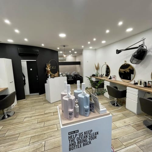 CALI - Coiffure Vichy - CALI - Photo Galerie - OneBooking