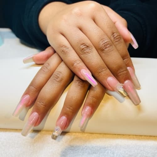 W beauté ongles & cils - Onglerie Lyon - W beauté ongles & cils - Photo Galerie - OneBooking