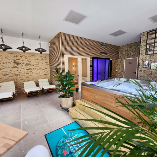 Domaine de BACHMAY - Sourcils & cils Laval - Domaine de BACHMAY - Photo Galerie - OneBooking