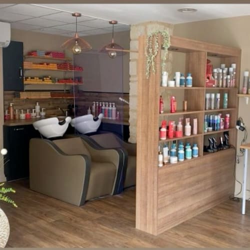 Élégance (Lounge coiffure) - Coiffure Lisieux - Élégance (Lounge coiffure) - Photo Galerie - OneBooking