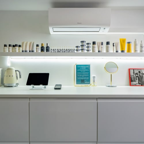 L’atelier By Anne-sophie - Sourcils & cils Bondy - L’atelier By Anne-sophie - Photo Galerie - OneBooking