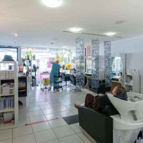 Salon de Coiffure Corbeaux - Coiffure Valenciennes - Salon de Coiffure Corbeaux - Photo Galerie - OneBooking