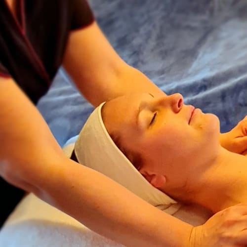 Caroline Froyer Bien-être et Soin - Institut de beauté Rezé - Caroline Froyer Bien-être et Soin - Photo Galerie - OneBooking