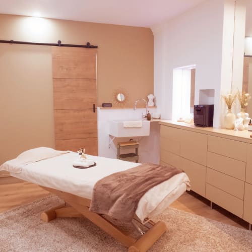 Maison Laura - Massage La Rochelle - Maison Laura - Photo Galerie - OneBooking