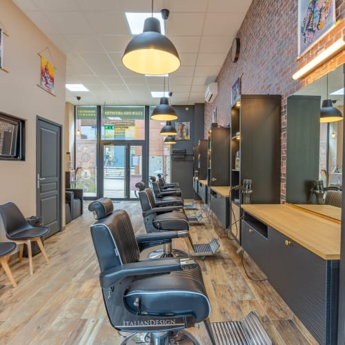 Club des Artistes - Coiffure Castres - Club des Artistes - Photo Galerie - OneBooking