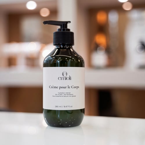 Emioli | Institut Brésilien de Beauté & Bien-être Vincennes - Onglerie Montreuil - Emioli | Institut Brésilien de Beauté & Bien-être Vincennes - Photo Galerie - OneBooking