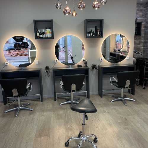 Aquarelle coiffure - Coiffure Cahors - Aquarelle coiffure - Photo Galerie - OneBooking