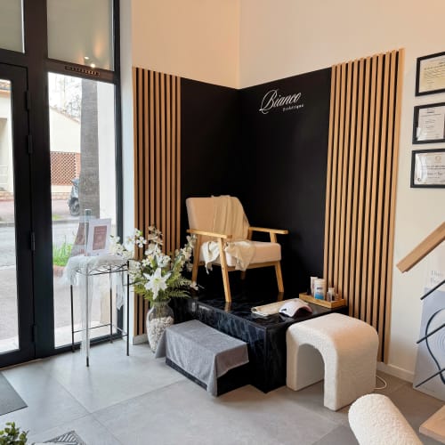 Bianco Esthétique - Coiffure Hyères - Bianco Esthétique - Photo Galerie - OneBooking