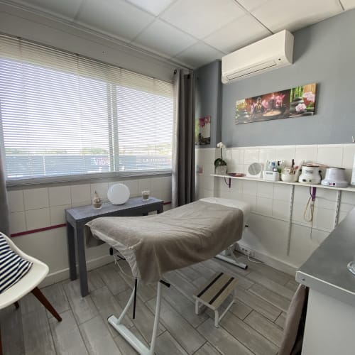 Azur Esthetic - Coiffure Villeneuve-Loubet - Azur Esthetic - Photo Galerie - OneBooking