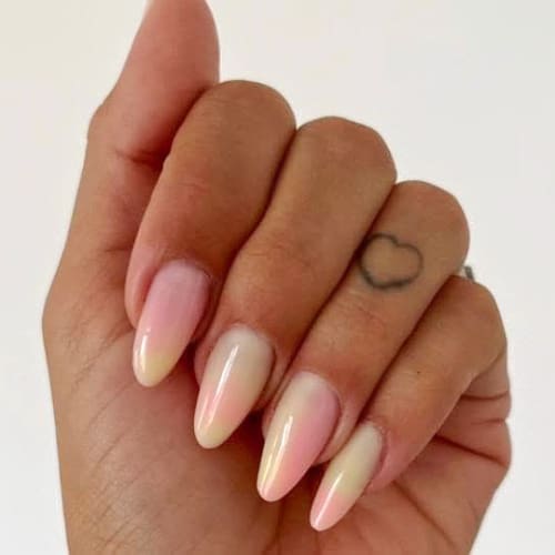 De l'ongle à la lumière - Coiffure Gap - De l'ongle à la lumière - Photo Galerie - OneBooking