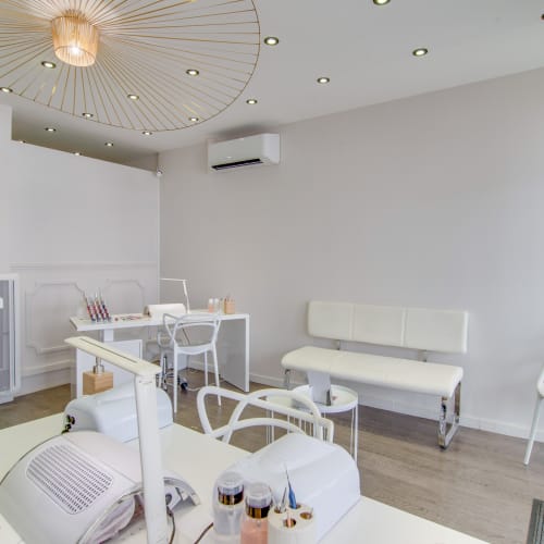 Le Bar à Ongles du Temple - Onglerie Auxerre - Le Bar à Ongles du Temple - Photo Galerie - OneBooking