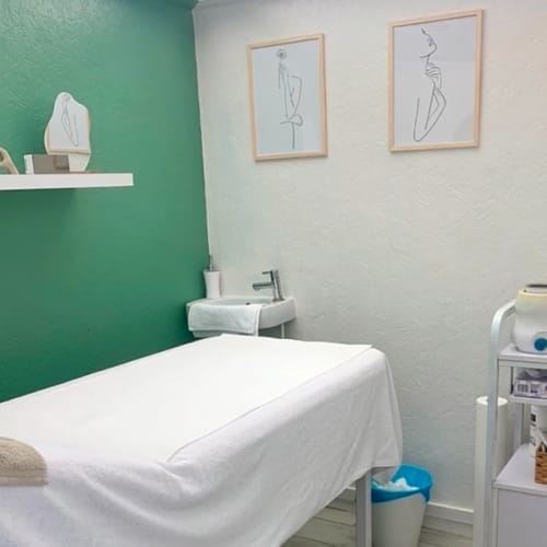 L’esthétique Margaux - Onglerie Mérignac - L’esthétique Margaux - Photo Galerie - OneBooking