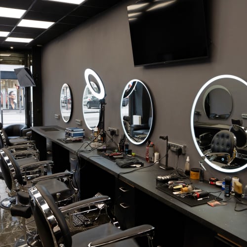 Lombe Barber - Barbier Lyon - Lombe Barber - Photo Galerie - OneBooking