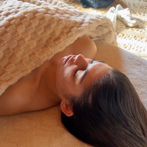 La Bulle Holistique ~ Massages Bien-être • Coaching émotionnel & énergétique - Institut de beauté Toulouse - La Bulle Holistique ~ Massages Bien-être • Coaching émotionnel & énergétique - Photo Galerie - OneBooking
