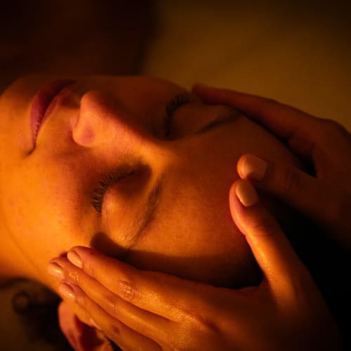 Vanina Rituels - Kobido et Massages bien-être - Sourcils & cils Clichy - Vanina Rituels - Kobido et Massages bien-être - Photo Galerie - OneBooking