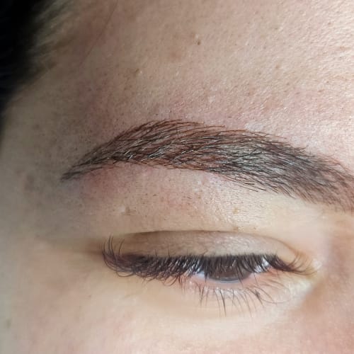 Beewomanly Brow & Lashes - Institut de beauté Lyon - Beewomanly Brow & Lashes - Photo Galerie - OneBooking