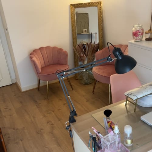 Nails By Nel - Institut de beauté Saint-Étienne - Nails By Nel - Photo Galerie - OneBooking