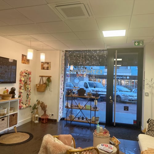 MC Beauty Lounge - Institut de beauté Cannes - MC Beauty Lounge - Photo Galerie - OneBooking