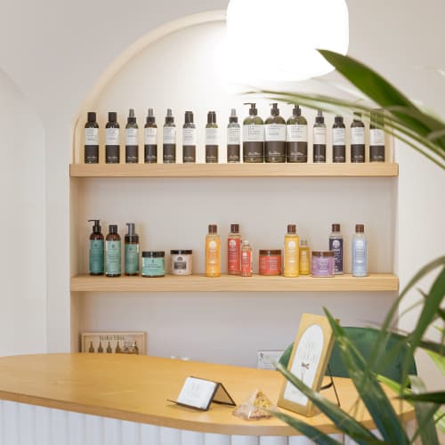 Auréa (anciennement l'Atelier Végétal) - Coiffure Mougins - Auréa (anciennement l'Atelier Végétal) - Photo Galerie - OneBooking