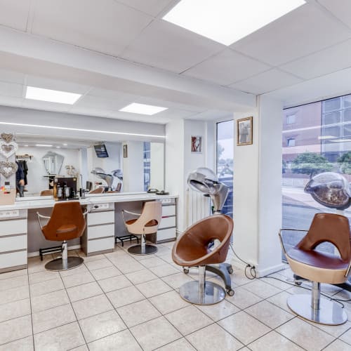 Friz’Lys Coiffure - Coiffure Trappes - Friz’Lys Coiffure - Photo Galerie - OneBooking