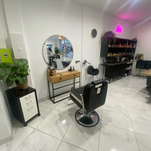 Mg coiffure - Coiffure Cagnes-sur-Mer - Mg coiffure - Photo Galerie - OneBooking