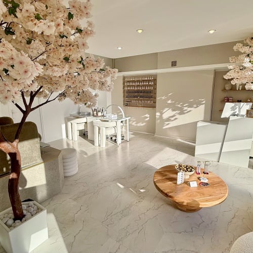 Lloren’s Esthétique 2nd - Onglerie Le Mans - Lloren’s Esthétique 2nd - Photo Galerie - OneBooking