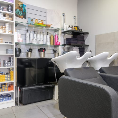 MC Coiffure - Coiffure Saint-Maximin-la-Sainte-Baume - MC Coiffure - Photo Galerie - OneBooking