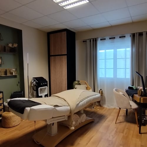 L’Or des Sens - Sourcils & cils La Roche-sur-Yon - L’Or des Sens - Photo Galerie - OneBooking