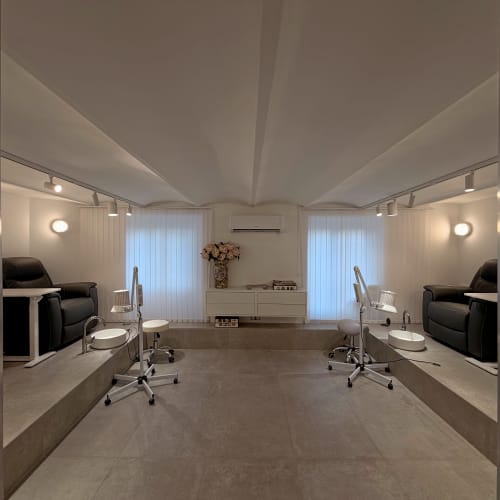 Esthezone - Coiffure Nice - Yaffa Maison de beauté - Exclusivement Féminin - Photo Galerie - OneBooking