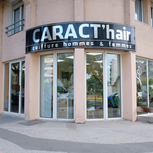 Caract’hair - Coiffure Villeurbanne - Caract’hair - Photo Galerie - OneBooking