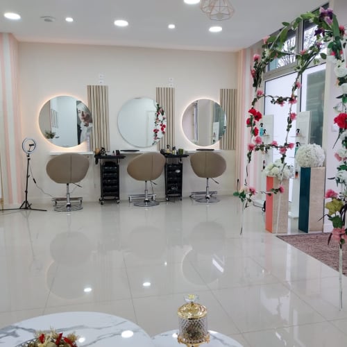 Sublimage Bio Hair - Coiffure Saint-Denis - Sublimage Bio Hair - Photo Galerie - OneBooking