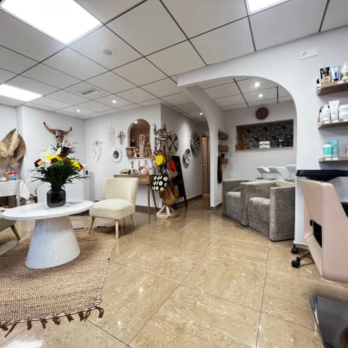 Salon by Medes Hair - Coiffure Marignane - Salon by Medes Hair - Photo Galerie - OneBooking
