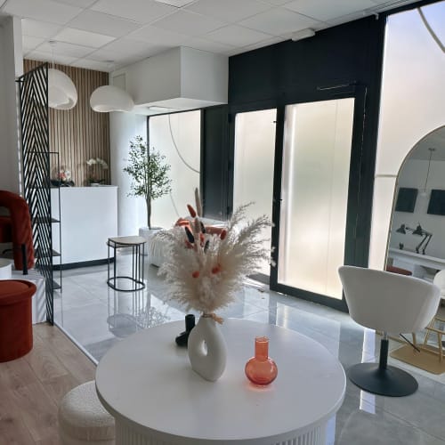 Divina institut - Coiffure Marseille - Divina institut - Photo Galerie - OneBooking