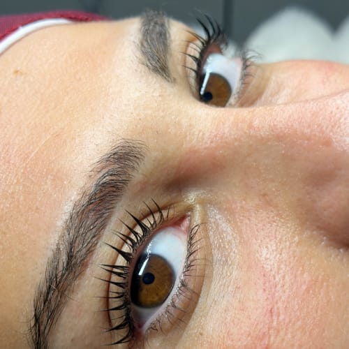 Taharaa - Sourcils & cils Saint-Quentin - Taharaa - Photo Galerie - OneBooking