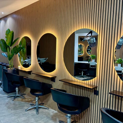 Jean-Eric DOLIN by Sandie - Coiffure Cannes - Jean-Eric DOLIN by Sandie - Photo Galerie - OneBooking