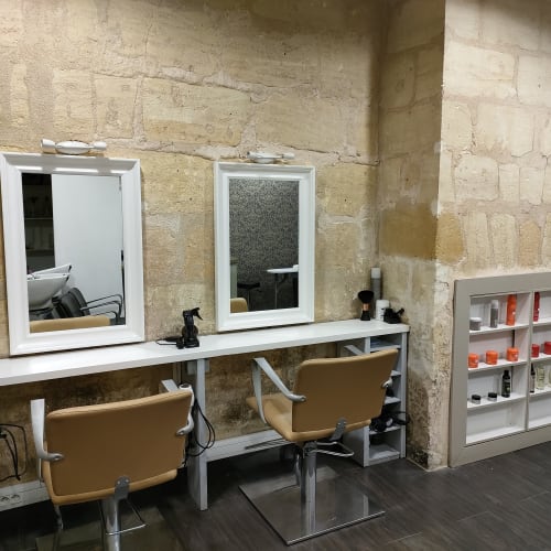 Petite Bouclette - Coiffure Bordeaux - Petite Bouclette - Photo Galerie - OneBooking