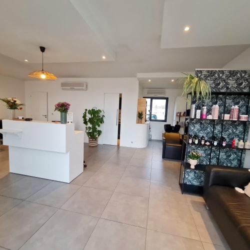 Ô petit Salon - Coiffure Oloron-Sainte-Marie - Ô petit Salon - Photo Galerie - OneBooking