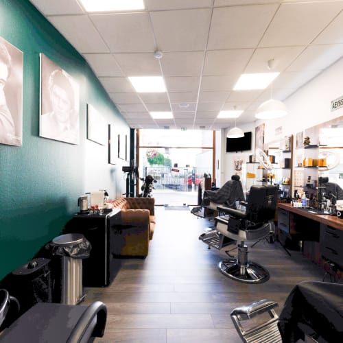 District barber shop (chez le barbier) - Coiffure Douai - District barber shop (chez le barbier) - Photo Galerie - OneBooking