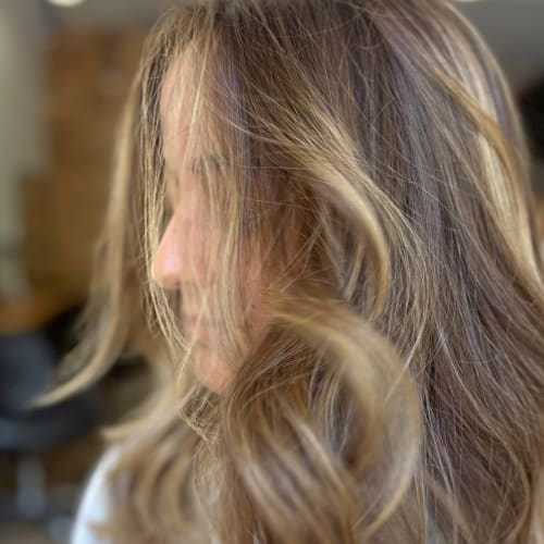 Color Nadine - Coiffure Lyon - Color Nadine - Photo Galerie - OneBooking