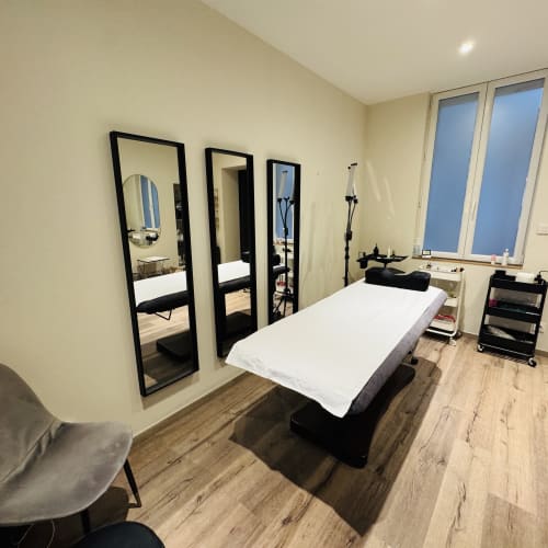 JR Nails & Lash Artist - Institut de beauté Dijon - JR Nails & Lash Artist - Photo Galerie - OneBooking