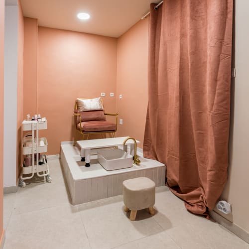 Le salon d’Ela - Onglerie Orange - Le salon d’Ela - Photo Galerie - OneBooking