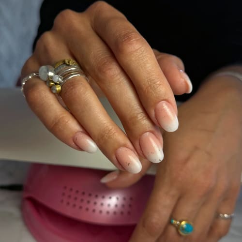 Diana Izabella Nails - Institut de beauté Nîmes - Diana Izabella Nails - Photo Galerie - OneBooking