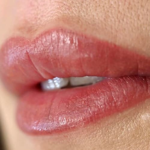LAPORTE MARINE - Centre Dermo-Esthetic - Sourcils & cils Nice - LAPORTE MARINE - Centre Dermo-Esthetic - Photo Galerie - OneBooking