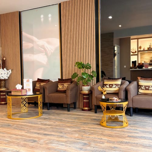 Ban Thai Massage - Sourcils & cils Metz - Ban Thai Massage - Photo Galerie - OneBooking