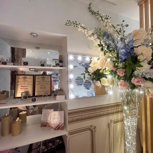 Pearl Studio - Chez Ecocentric - Onglerie Paris - Pearl Studio - Chez Ecocentric - Photo Galerie - OneBooking
