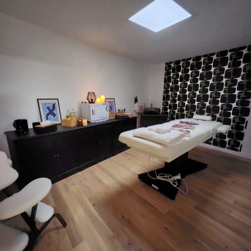 Domaine de BACHMAY - Sourcils & cils Laval - Domaine de BACHMAY - Photo Galerie - OneBooking